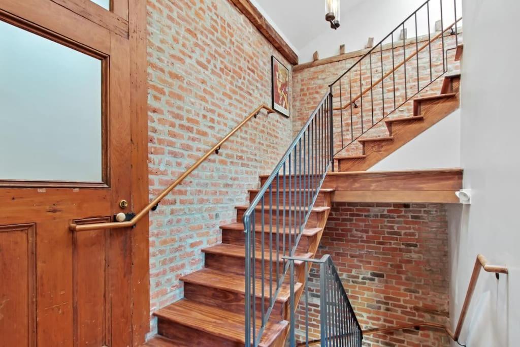 Appartamento Fab 1838 Garden District 5Br With Parking And Balcony New Orleans Esterno foto