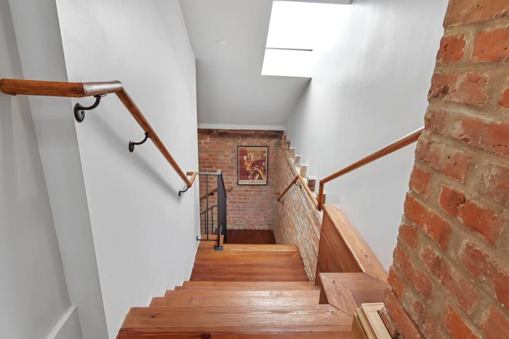 Appartamento Fab 1838 Garden District 5Br With Parking And Balcony New Orleans Esterno foto