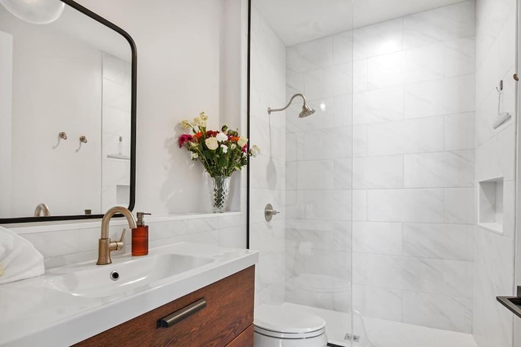 Appartamento Fab 1838 Garden District 5Br With Parking And Balcony New Orleans Esterno foto