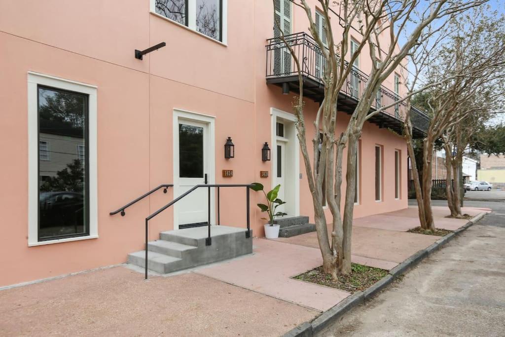 Appartamento Fab 1838 Garden District 5Br With Parking And Balcony New Orleans Esterno foto